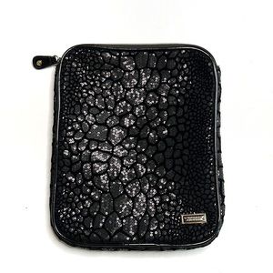 STEPHANIE JOHNSON Sequin Animal print black top zip tech case